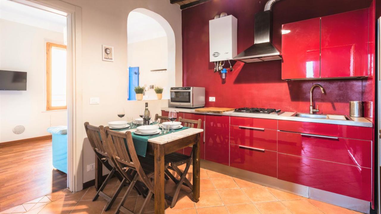 Hostly - La Pera Suite Apartment - 2 Bedrooms, Full Center Pisa Exterior foto