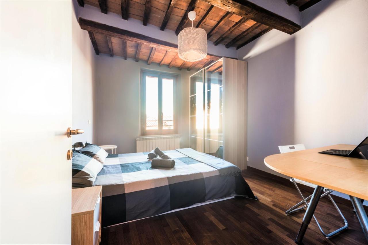 Hostly - La Pera Suite Apartment - 2 Bedrooms, Full Center Pisa Exterior foto
